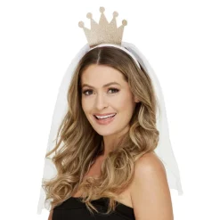 Diadem, guldkrona med slöja