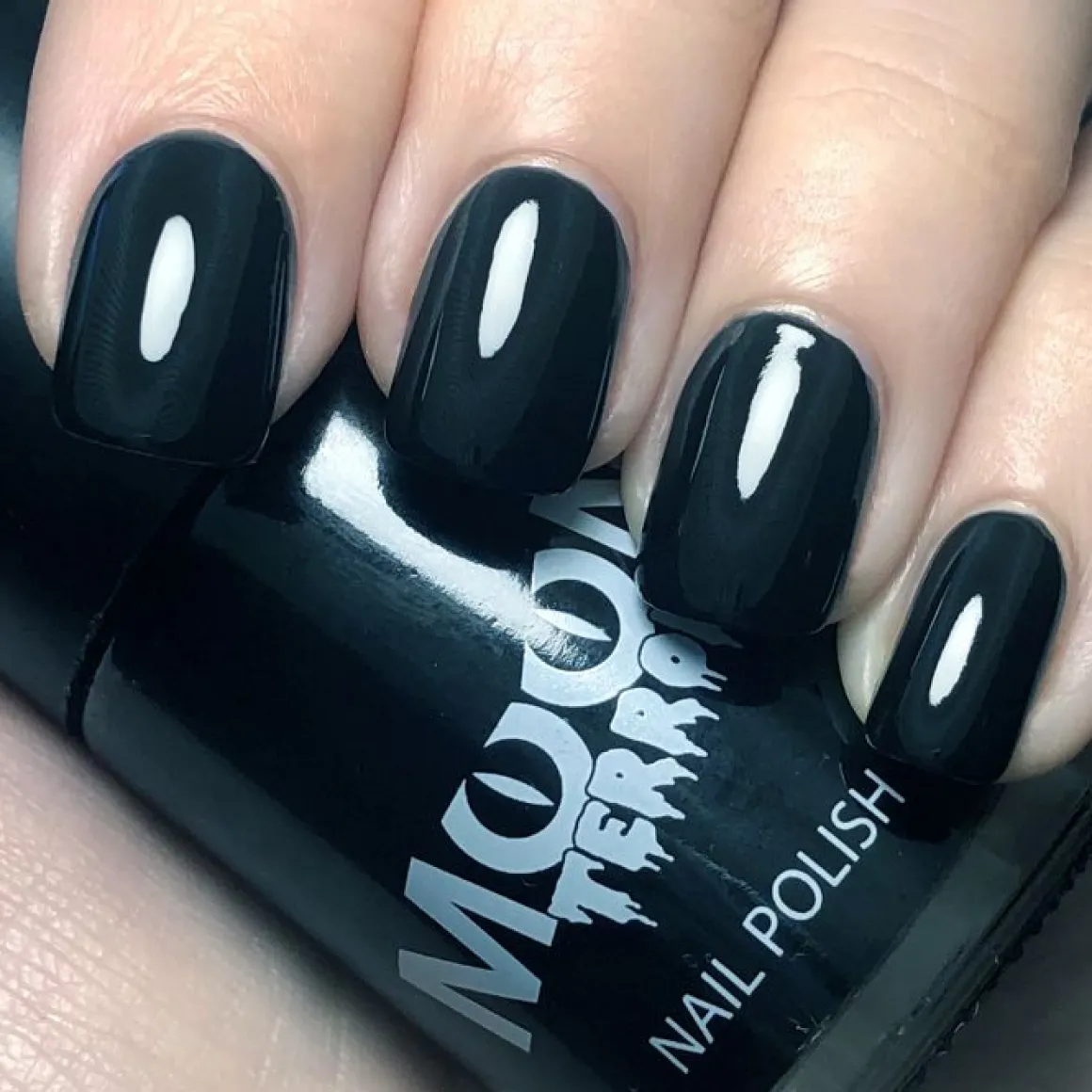 Moon terror nagellack, svart 14 ml