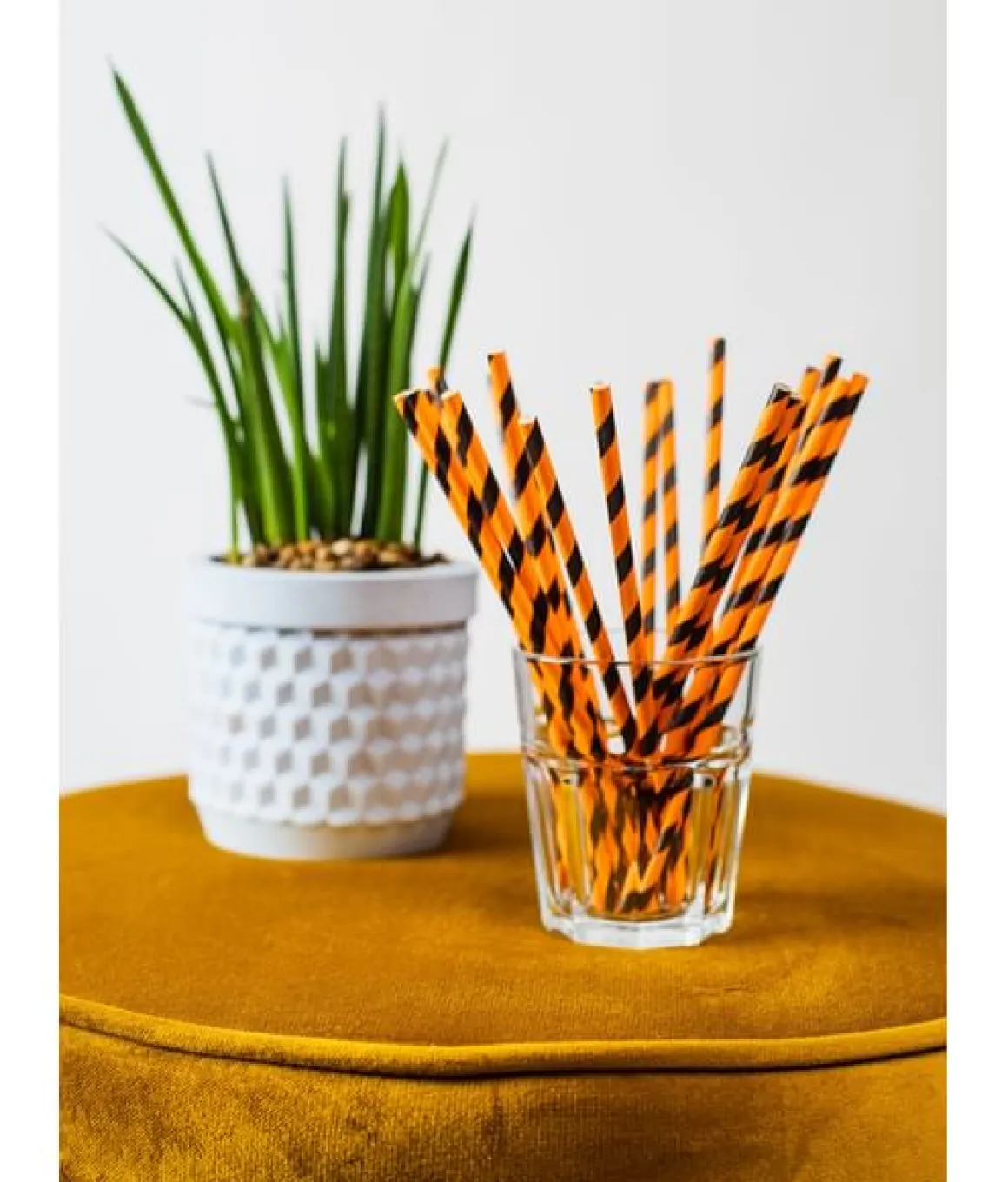 Papperssugrör, svart/orange 20 st